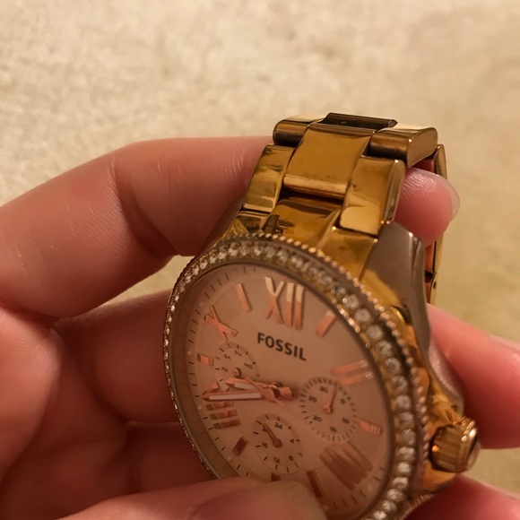 Fossil Watch - Picture 8 of 11